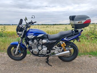 Yamaha XJR 1300 - 2