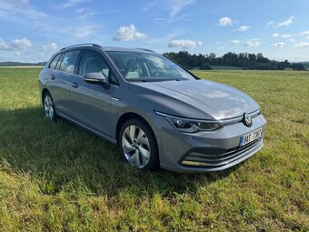 Prodám Volkswagen Golf Var. 1.5 eTSI DSG TOP STAV 1. maj. ČR - 2