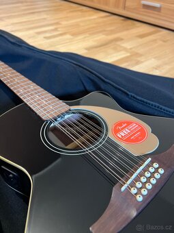 Elektro-akustická 12 strunná kytara Fender - 2