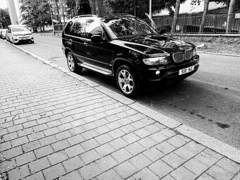 BMW X5 4.4i V8 plus plyn nove udělení - 2
