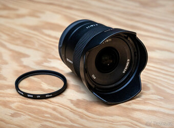 Objektiv Sony E 11 mm f/1,8 pro APS-C - 2