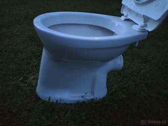 Záchodová mísa - 2