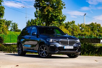 BMW X5 xDrive45e 290kW / TOP STAV / HarmanKardon / FULL LED - 2