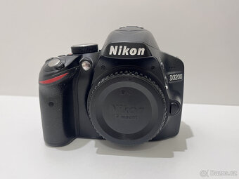 Nikon D3200 + dva objektivy - 2