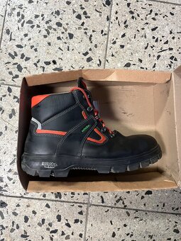 Pracovní boty Schütze vel.48 - 2