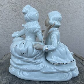Porcelánová soška - 2