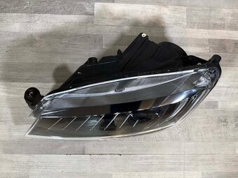 ŠKODA SUPERB 3 2015-2019 - světlo xenon LP - 3V1941015A - 2