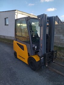 VZV Jungheinrich EFG 425 - 2