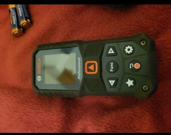 Laserový dálkoměr Bosch Professional GLM 50-22 - 2