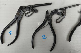Šraňkovací kleště. - 2