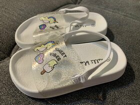Dívčí sandále, pantofle, boty do vody - vel. 24 - 2