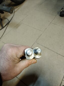 Manet 90 stupačky - 2