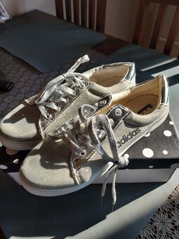 Prodám nové nepoužité tenisky - 2