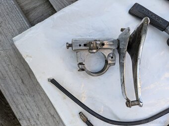 Díly na kolo Favorit - 2