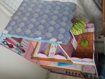 Velký domeček pro panenky - 2