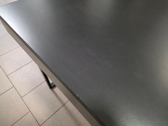 Psací stůl kvalitní nový - 2
