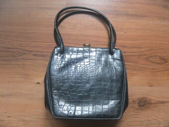 Kabelka z krokodýlí kůže. - 2
