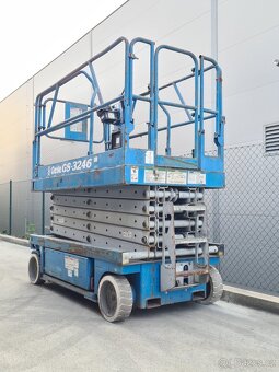 Nůžková plošina Genie GS 3246 - 2