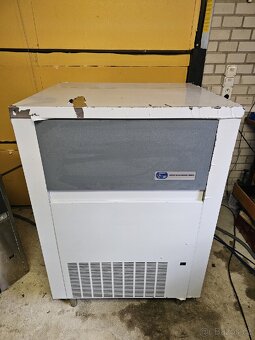 Výrobník ledu NTF SL350W - 2