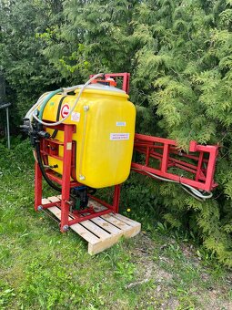 Prodám tento polní postřikovač - 2