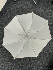 Bílý fotografický deštník - 2