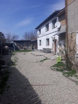 Nabízíme k prodeji cihlový řadový rodinný - 2