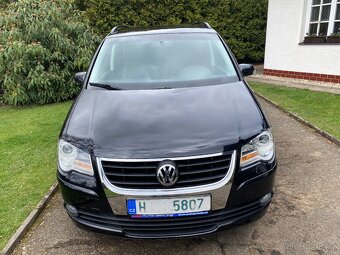 VW Touran 1,4 TSI 103 KW 7 míst nové rozvody - 2