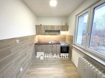 Pronájem bytu 2+1 po rekonstrukci, 56 m2 v Karviné - Ráji na - 2