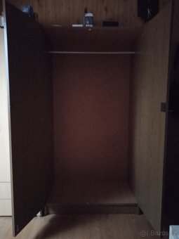 Šatní skříň - 2
