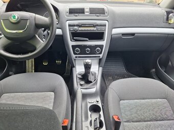 Škoda Octavia 2 facelift 1.6 MPI - 2