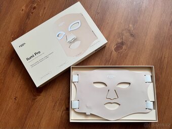 LED maska Eggo Ilumi Pro - 2