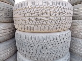 Zimní pneu 225/40 R18 - 2