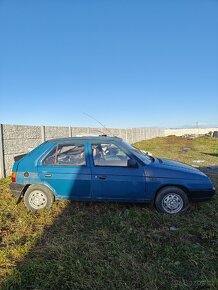 ŠKODA FAVORIT 135L - 2