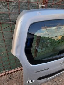 citroen berlingo - zadni viko kufru - 2