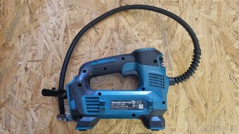 Makita aku kompresor DMP180 - 2