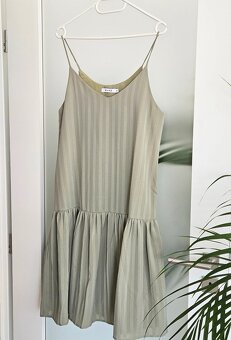 Khaki letní šaty vel S - 2