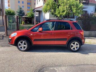 SUZUKI SX4 1,6i 4x4 88 kw plná výbava tažné bezkličkové DO - 2