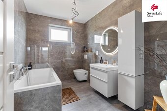 Prodej rodinného domu 150 m2 Kolín - 2