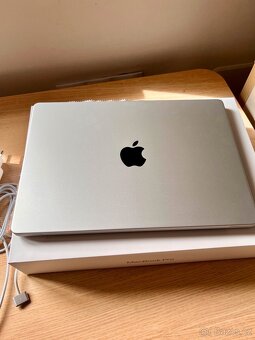 MacBook Pro 14” M1 Pro 2021 - výkonnější varianta - 2