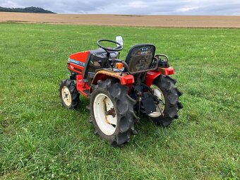 JAPONSKÝ MALOTRAKTOR YANMAR KE-4 4X4 - 2