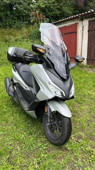 Honda Forza 350 - 2