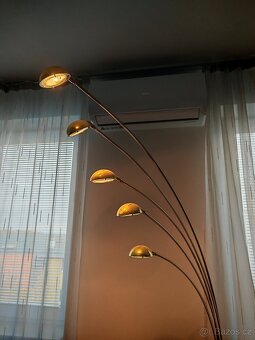 Stojací oblouková lampa, zlatá - 2