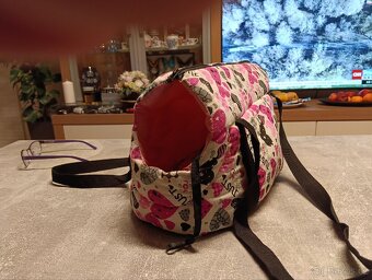 Taška pro pejska plus dva oblečky - 2