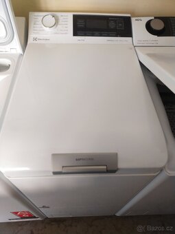 Prodám zánovní pračku Electrolux 7 kg Dovezu - 2