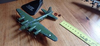 kovové modely letadel - 2