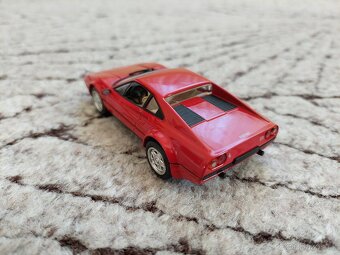 Ferrari 308 GTB 1:43 - IXO / Altaya - 2