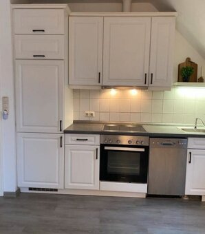 Moderní venkovská bílá kuchyně se spotřebiči,5738 - 2