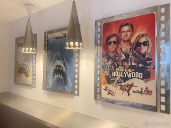 Obrazy (rámy) - kavárna/restaurace - 2