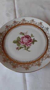 Porcelánový dekorativní talíř IV. - 2