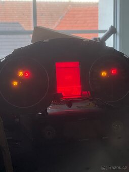 Budíky do simulatoru audi a4 b8 - 2